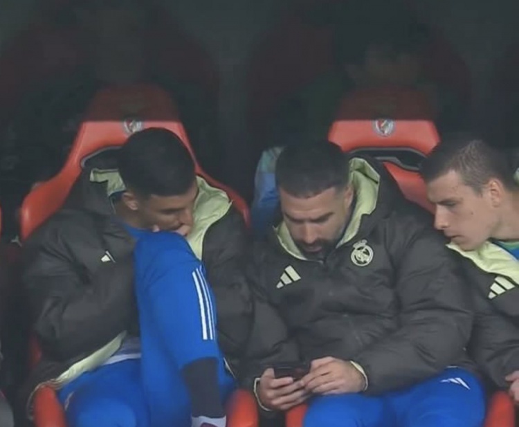 紧张！皇马替补席卡瓦哈尔、塞巴略斯、卢宁查看实时积分榜