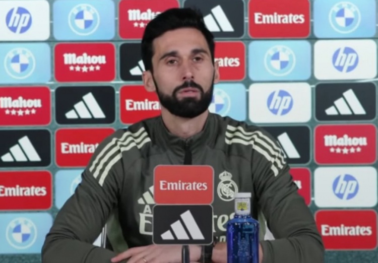 阿韦洛亚：我们需要时间训练 我会犯错这是不可避免的