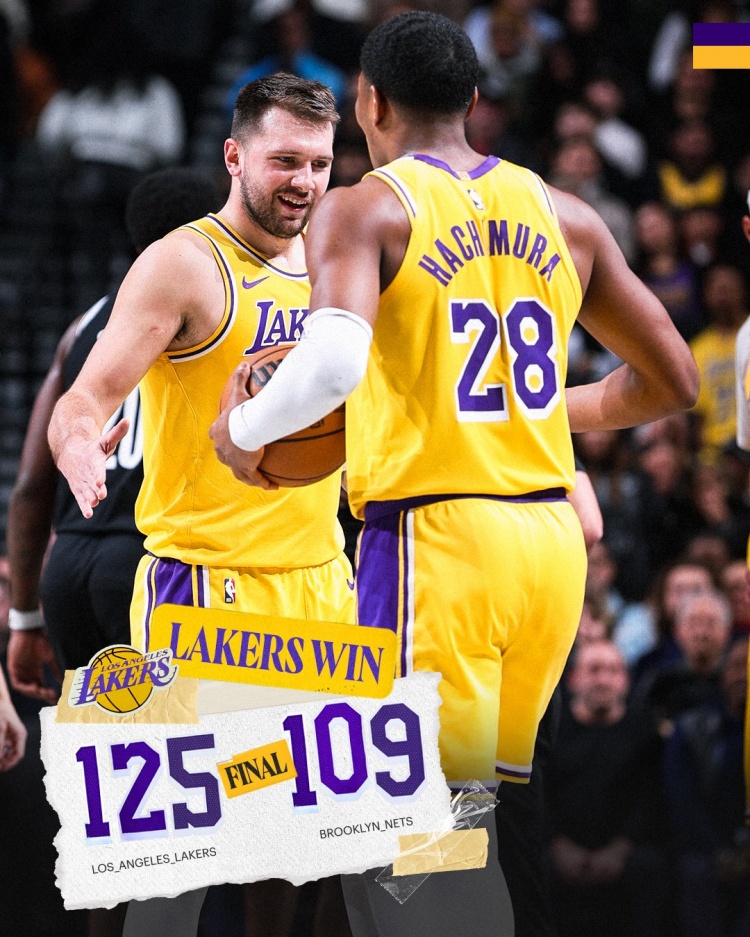 【有趣体育】湖人官方晒本场赢球海报：东契奇和八村塁击掌登上封