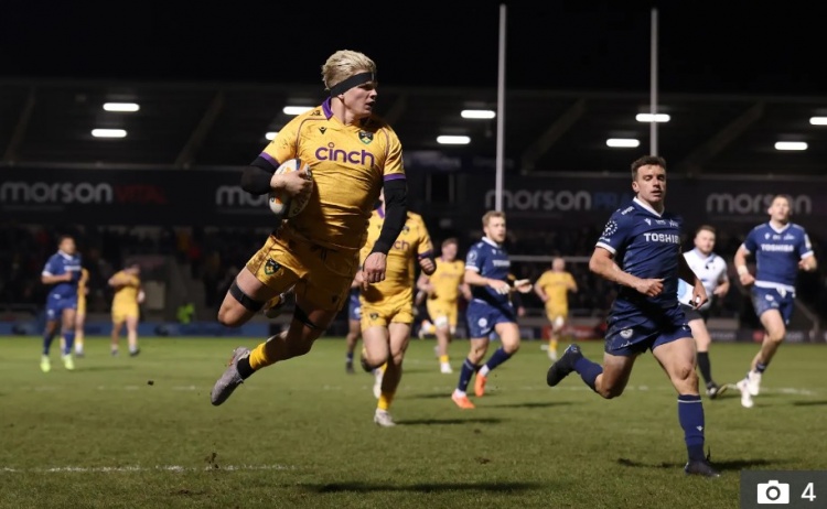 [球迷报道]检查脉搏？英格兰橄榄球新星波洛克：庆祝动作灵感源自达洛特(图2)