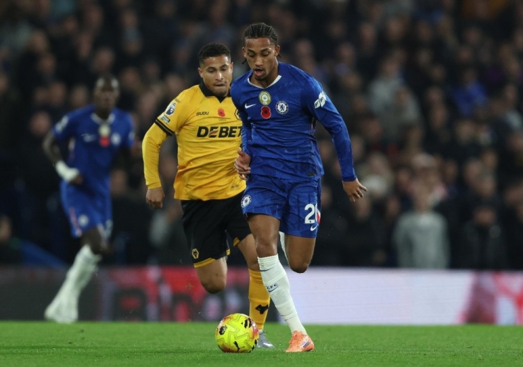 【新闻现场】传➡️足胜负彩第2❗6027期看点：切尔西对➡️阵副班长 狼堡激战大黄蜂(图1)