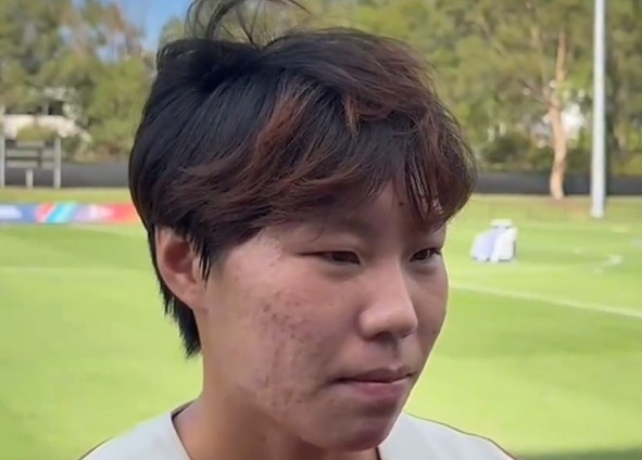 [你怎么看？]邵子钦：亚洲杯上主要目标是团队赢球，个人也要向