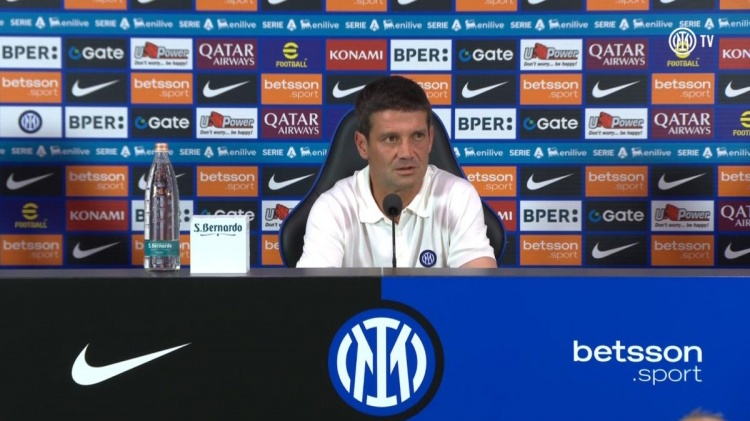 意媒：国米对判罚感到很愤怒，战平亚特兰大后不接受任何赛后采访