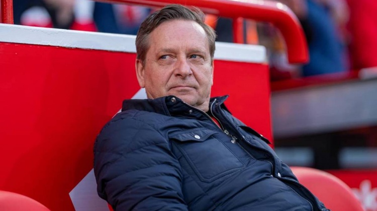 柏林联合高层谈拜仁抱怨裁判：这不可接受，我们将成为受害者