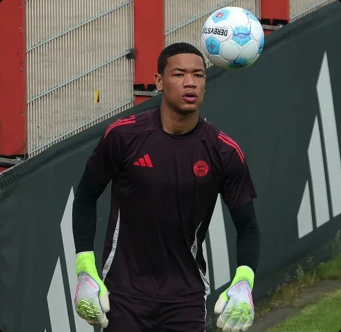 [专题快报]图片报：若拜仁让16岁小门欧冠首发，或违反德国青