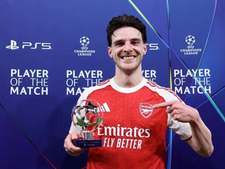  赖斯：我累坏了，10月份起基本上每3天1赛 进球？当时我只能射门