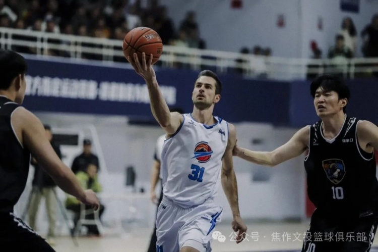 [体坛动态]青山不改  来日方长