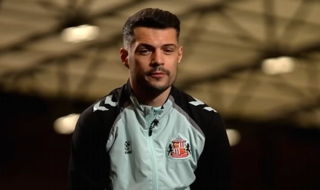 【体育要闻】扎卡：起初踢球只是防⬇️止走上歧途的爱好 哥哥曾