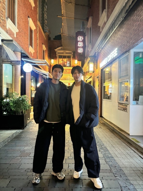 [进展通报]东体：李圣龙和张⚾一这对海港老队友中乙碰面，两人