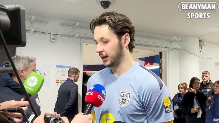 [今日看球要闻]特拉福德：非常高兴完成了国家队首秀，如果我们