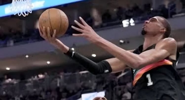 [雄鹿]文班亚马：巨星得用巨星的标准