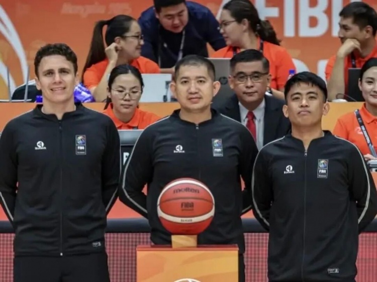 纳塔蓬・琼塔帕 Nattapong Jontapa（左二）​