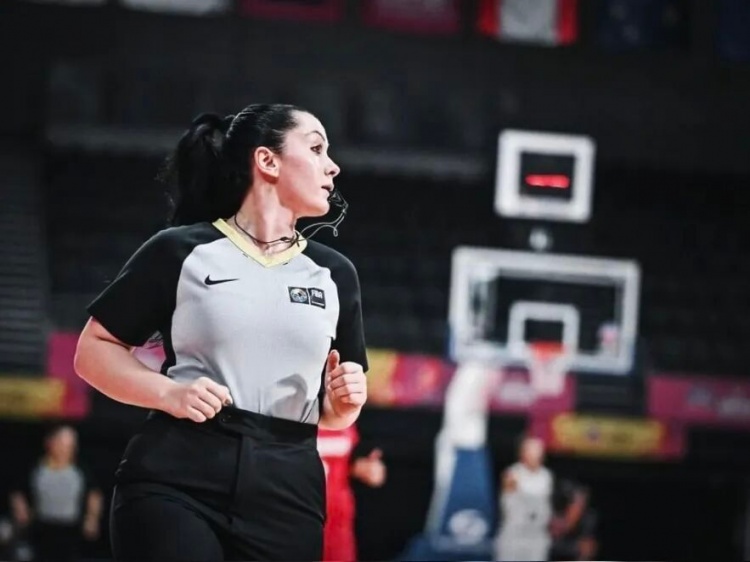 雅娜·尼科戈相 Yana Nikogossyan​