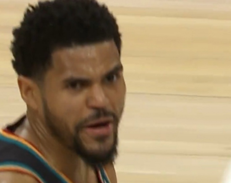 【体育热点】战胜老东家！托拜亚斯·哈里斯对76人球迷说：准备