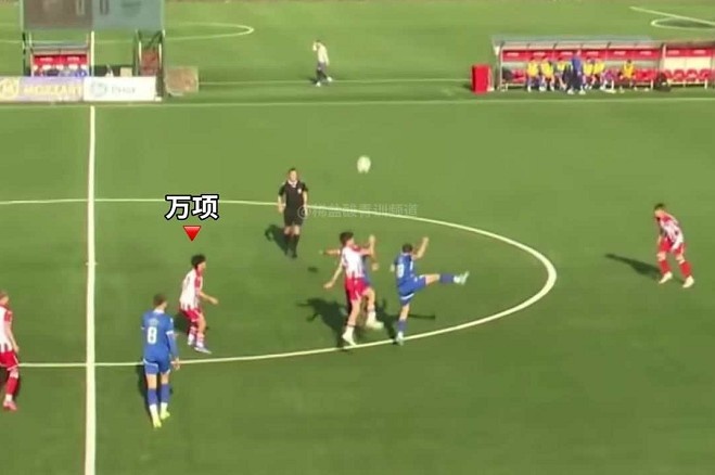 [权威发布]万项在塞尔维亚U17全国联赛中❕首发出战独造三球
