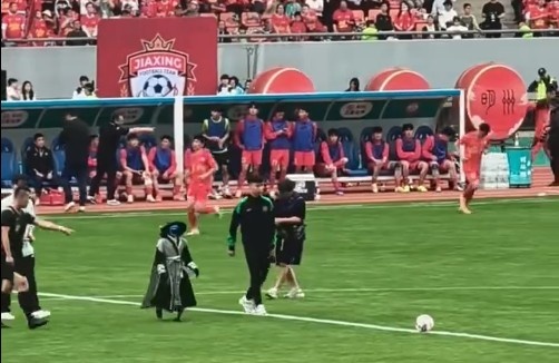 [要点汇总]王钰栋和机❕器人冲冲为吴越杯揭幕战嘉兴队对衢州队