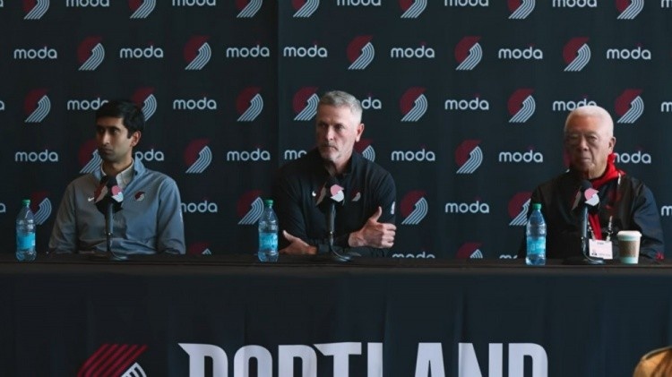 [最新进展]拓记：伤员众多斯普利特仍带队拿40胜 ⚽工作没的说 就看新老板了(图2)