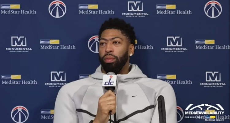 [今日赛况]会留下吗？浓眉：若夏天商讨后事情没解决 我下赛季