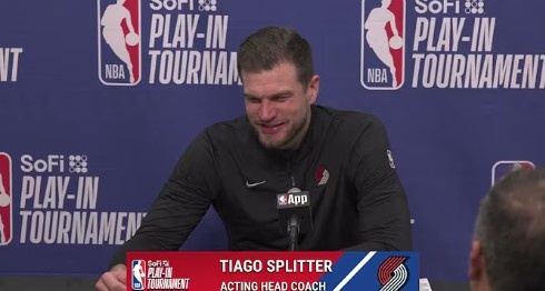 【体坛热讯】【完整版】斯普利特:进季后赛是巨大成就 阿夫迪亚 【体坛热讯】【完整版】斯普利特:进季后赛是巨大成就 阿夫迪亚