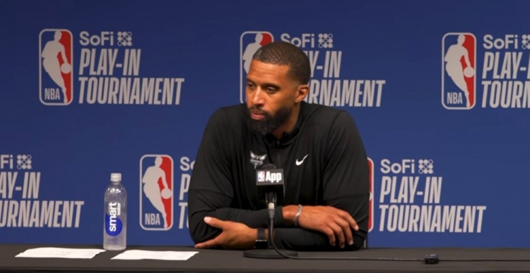 [体育世界]【完整版】黄蜂主帅：我太骄傲了 没人看好我们 偏