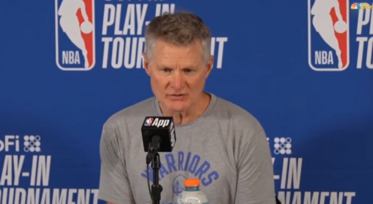 [库里]【完整版】科尔：我们做回了自己&做回了冠军 库里复出就为了竞争