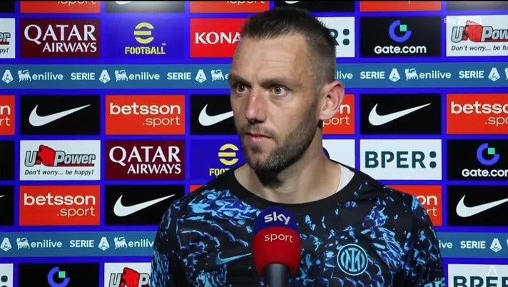 德弗里：我们可以争夺两项冠军，将竭尽全力将冠军带回家