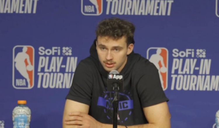 【体育资讯】【完整版】小瓦格纳：我们能量十足 整晚都在干扰&