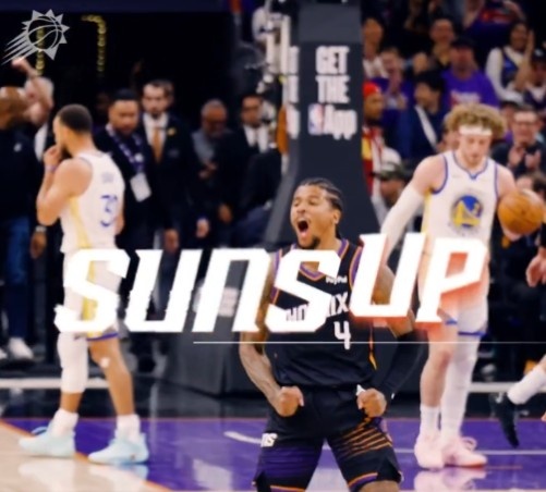 【有趣体育】是金子到哪都发光！太阳晒杰伦·格林赢球海报庆祝晋