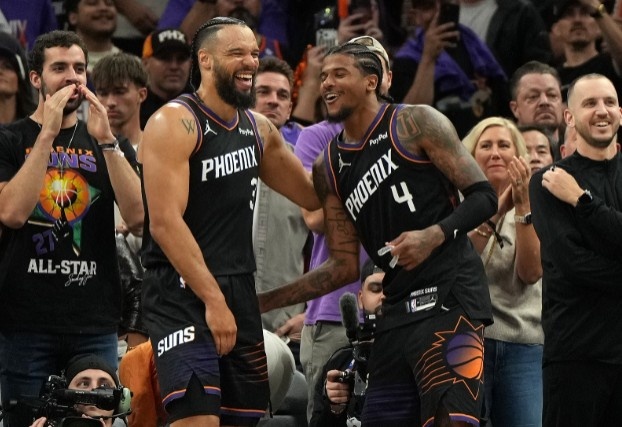 [有道理嘛?]键盘侠|三月风雪四月重现！追梦刚温馨拥抱就被驱