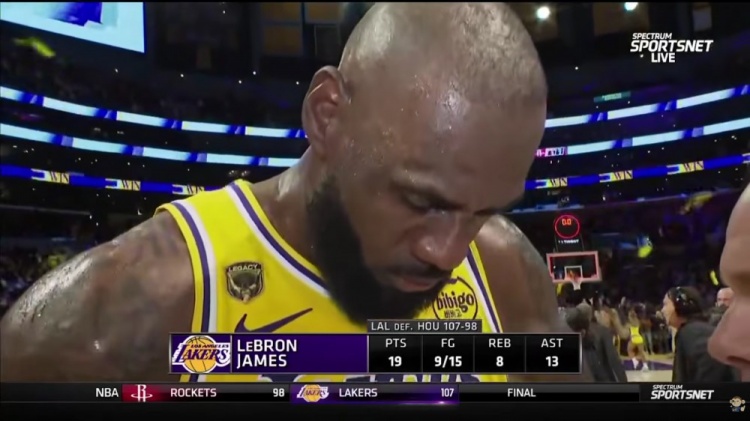 【最新爆料】【完整版】詹⬆️姆斯：我们感受到了季后赛强度 下