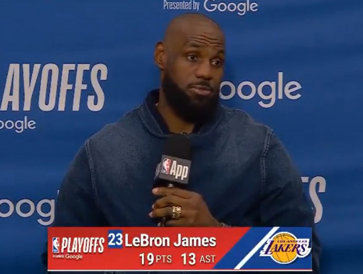 [詹姆斯]仍砍32+11+11！詹姆斯:我首场季后赛是06年