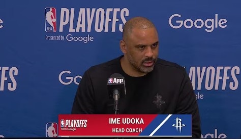 [体育世界]【完整版】乌度卡：投篮太差很难赢 全队都陷入了单