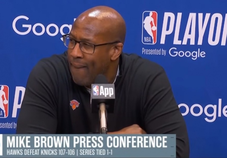 【推荐】【完整版】布朗：最后一攻未必要叫暂停 布伦森理应得到更多罚球(图1)