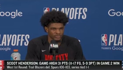 [体育深读]【完整版】亨德森✨：逆转因保持侵略性 祈祷文班亚