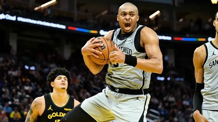 [精彩资讯]给文班剃头的马刺DJ，成为NBA最佳第六人(图10)