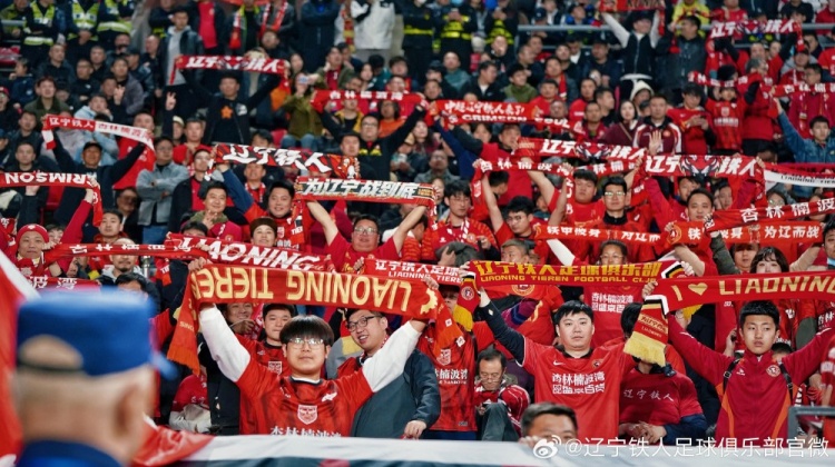 【辽宁铁人】致敬最坚定的第12人，风雨同舟，相守相伴，每份⭐