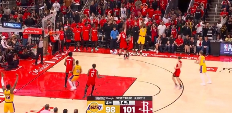 【权威发布】湖➡️人12秒追6分！GOAT！詹姆斯关键时刻抢