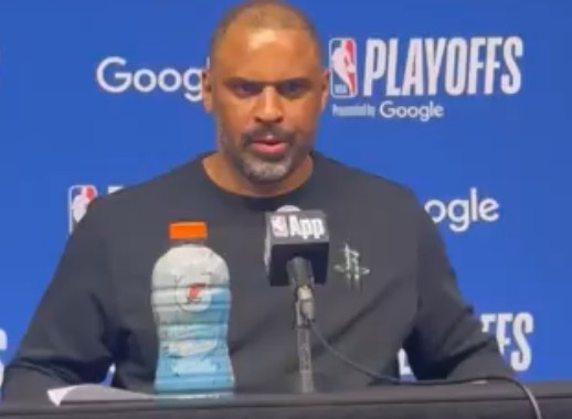 [体育通报]乌度卡谈被逆转：都是糟糕的失误⬆️！等犯规或者传