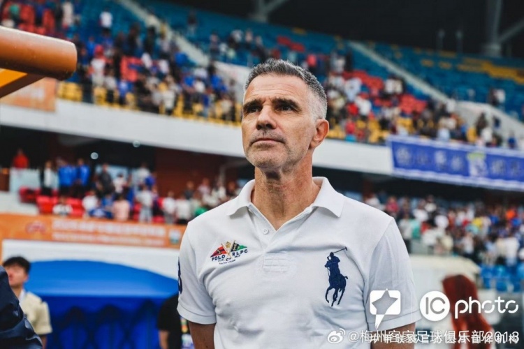 【深度报道】公告：吉诺因个人原因辞去一线✌️队主帅职务，总经