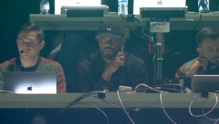  坐看台！孔帕尼：对热爱足球的人来说这场太精彩了，但我位置不好