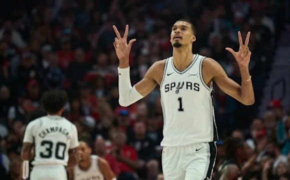 [媒体报道]马刺4比1开拓者：甚至让文班⭐练兵？(图1)