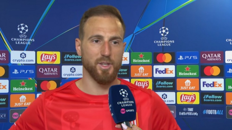  奥布拉克：裁判进行回看并认定埃泽那不是点球，对此我们表示认同