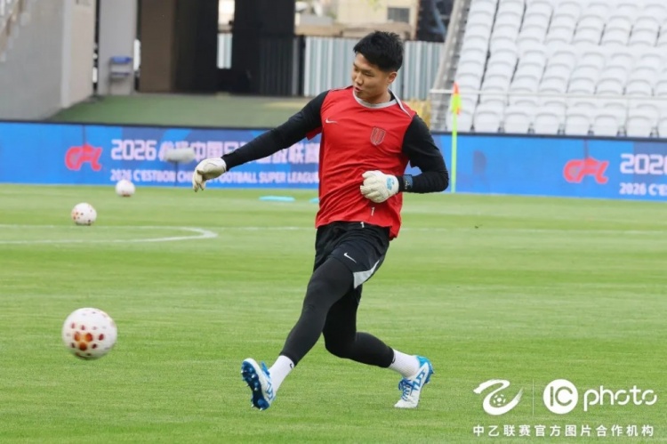 拼尽全力·乘胜追击 | 成都蓉城客场对阵上海申花