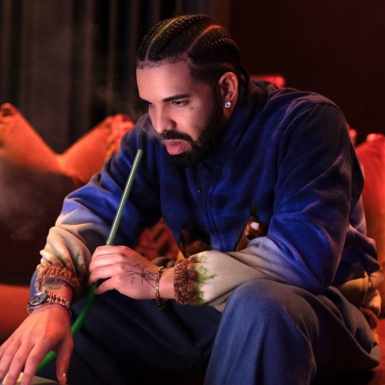👀Drake歌词嘲讽詹姆斯：你一直都靠不断换队来成就自己的生涯
