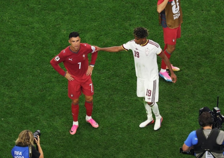 [球迷报道]7月7日世界杯看点：C罗告别世界杯 梅西对决萨拉