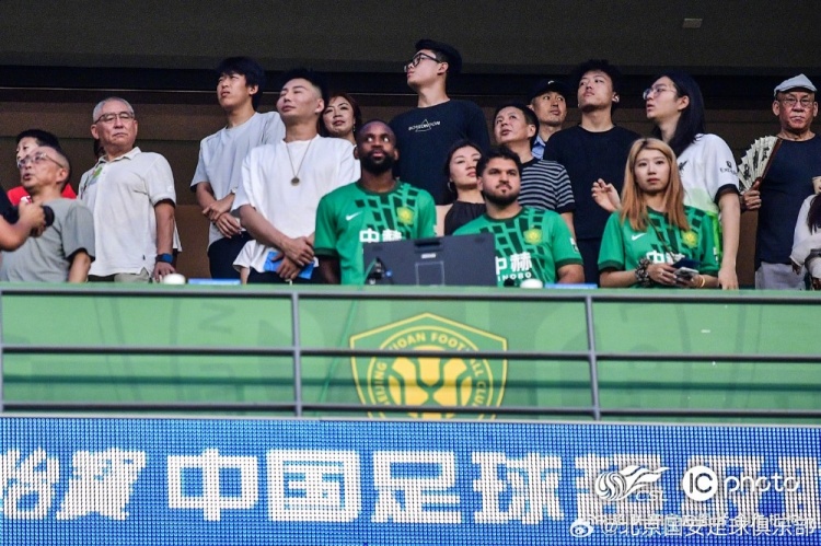 北京国安主场1-1战平辽宁铁人楠波湾
