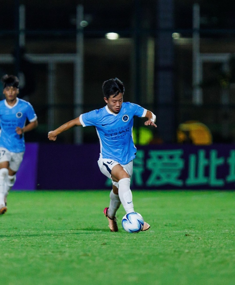 青少年足球联赛男子U20组 深圳新鹏城U20主场2比1逆转陕西联合U20