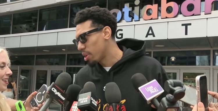 铁林：猛龙是我效力过最好的球队之一 马刺和他们最会照顾球员