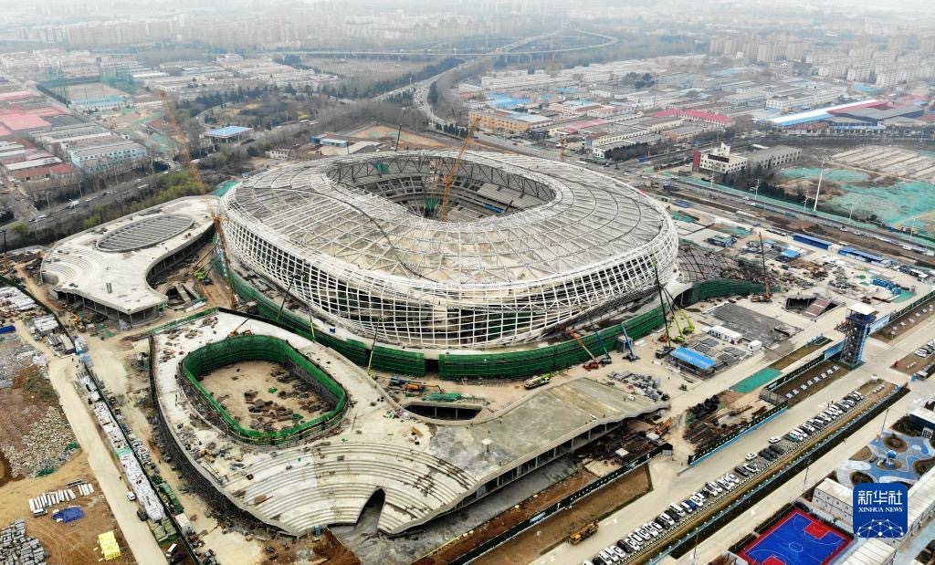 媒体人：亚洲杯不办了，希望花大钱修建的球场能得到充分利用