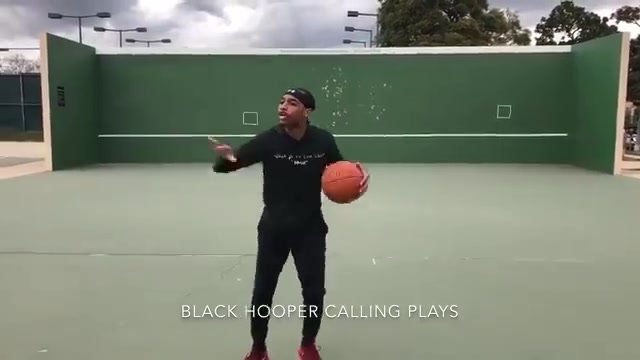 你觉得呢？美国模仿帝演绎黑人球员跟白人球员的球风区别